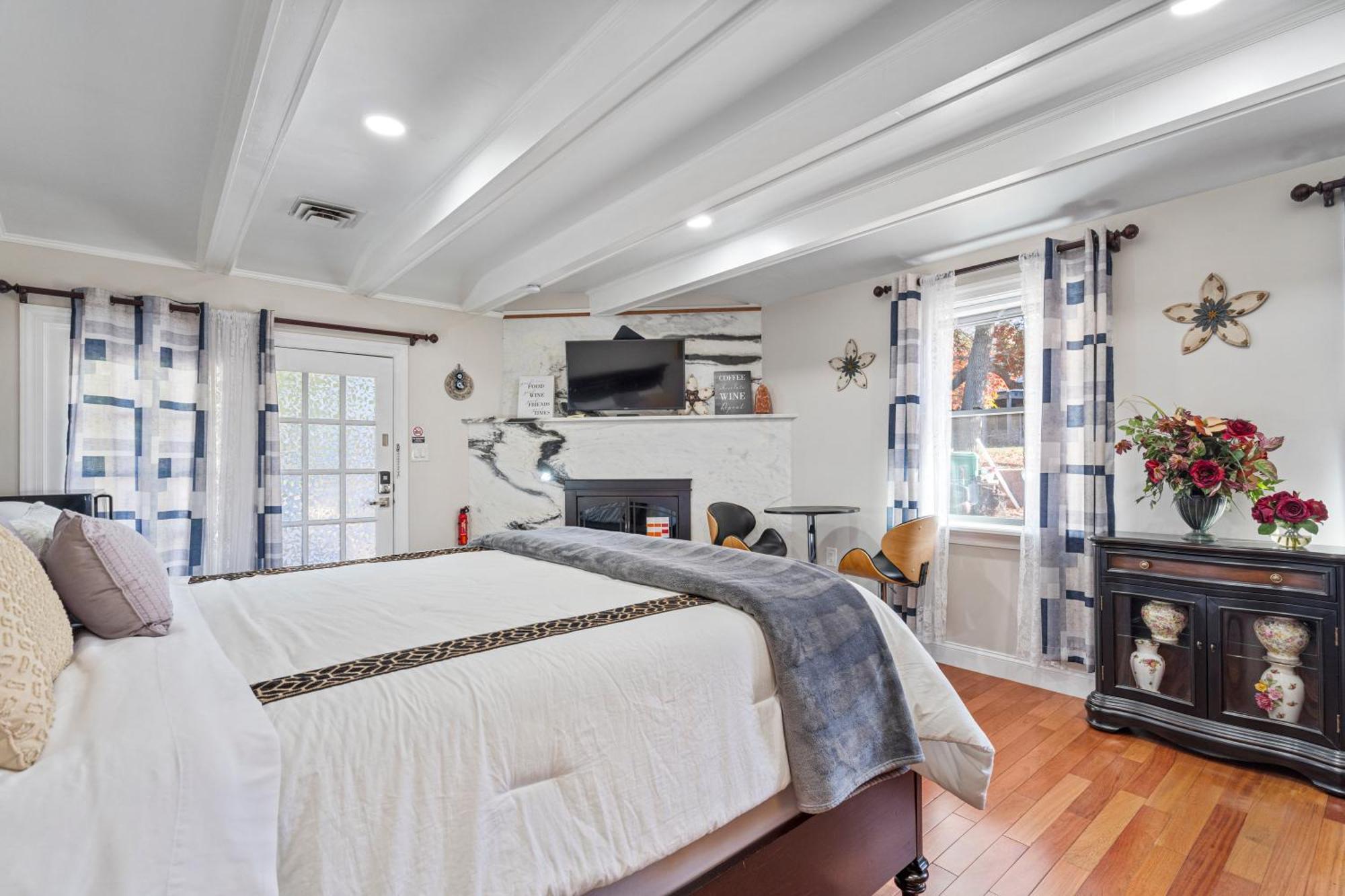 Relaxing & Cozy Suite Fort Washington Exterior photo